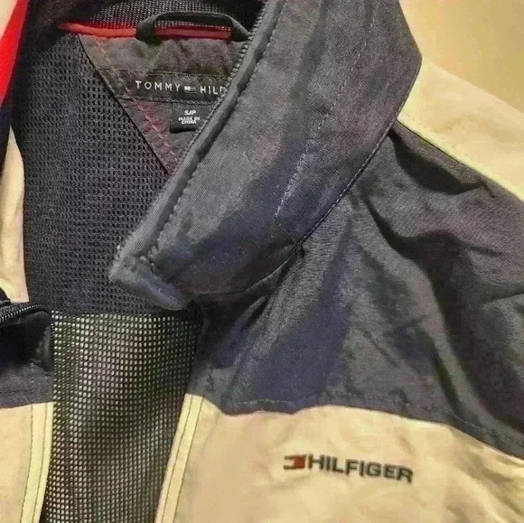 Tommy Hilfiger women's lined, zipper, jacket with hood.h Worn 1x size S - Picture 5 of 16